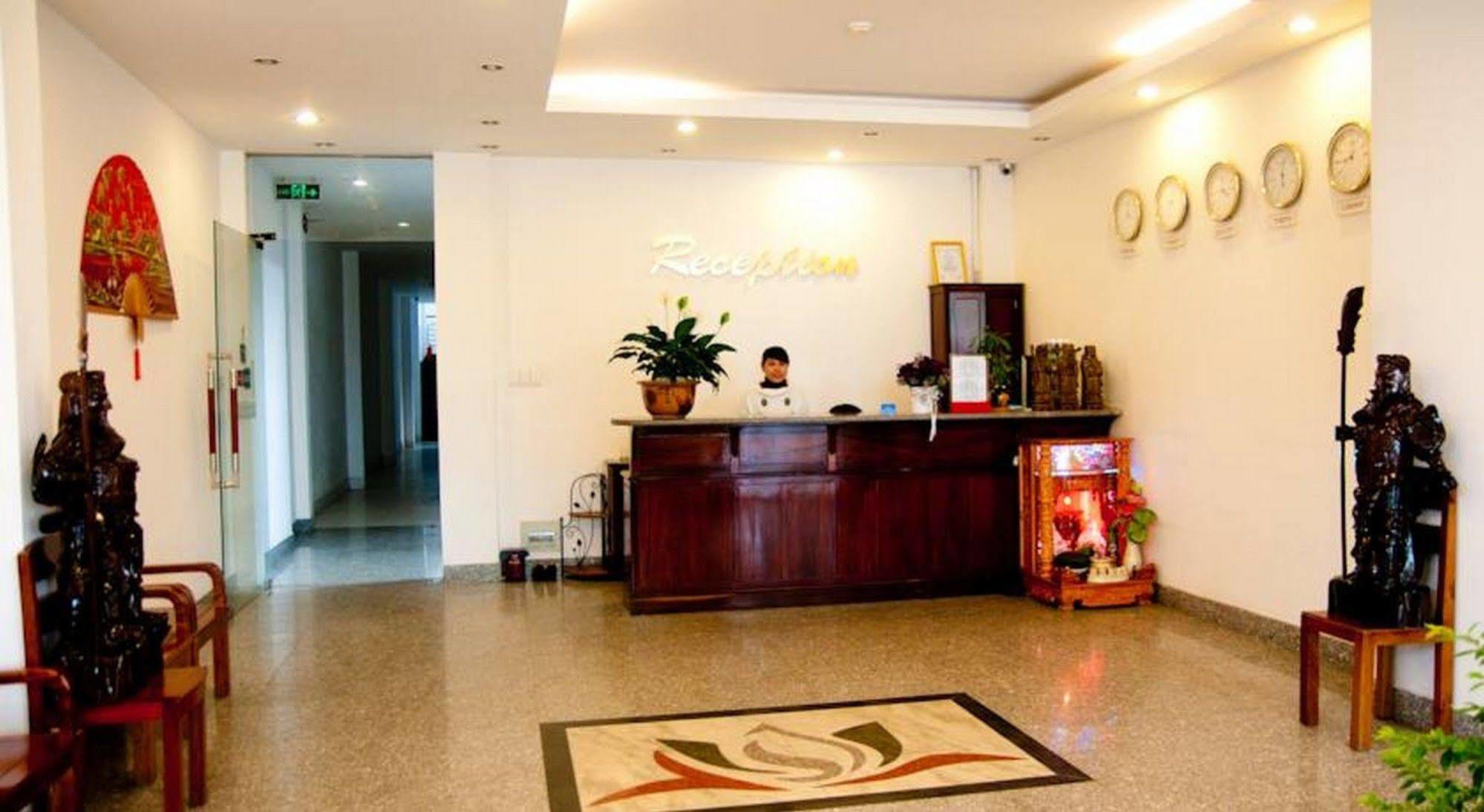 Hotel Golden Lotus Hue Exterior foto